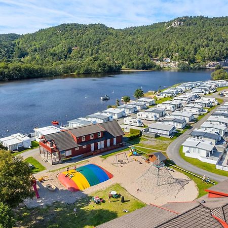 Solstrand Camping Hotel Vigeland Exterior photo